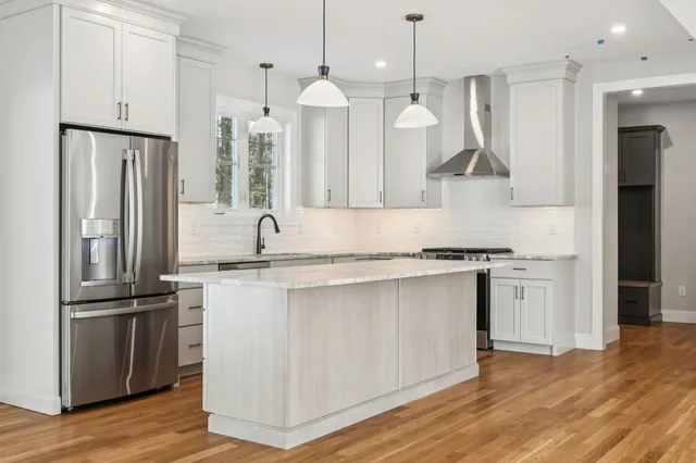 $1,280,000 | 2 Washburn Farm Lane, Unit 1, Kittery, ME 03905