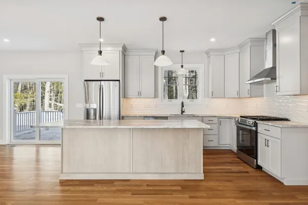 $1,280,000 | 2 Washburn Farm Lane, Unit 1, Kittery, ME 03905