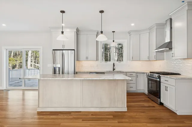 $1,280,000 | 2 Washburn Farm Lane, Unit 1, Kittery, ME 03905