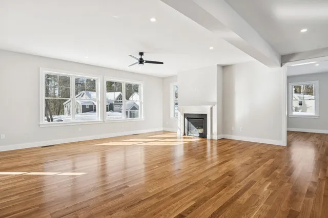 $1,280,000 | 2 Washburn Farm Lane, Unit 1, Kittery, ME 03905