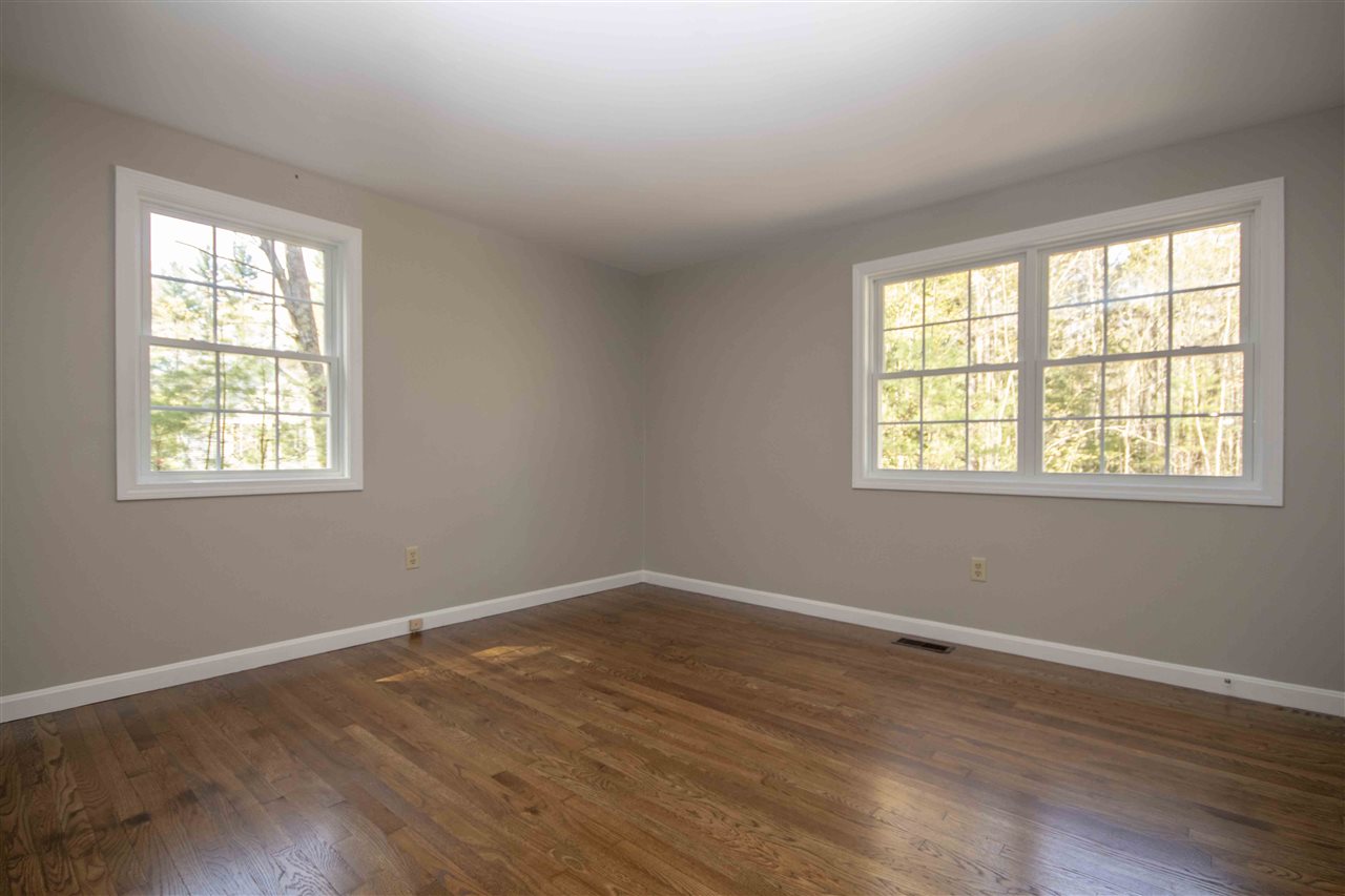 113 Bedford Road Merrimack, NH 03054 - Photo 13 of 32