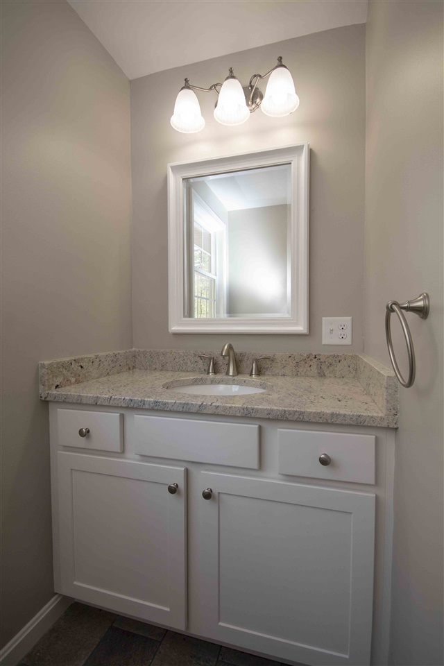 113 Bedford Road Merrimack, NH 03054 - Photo 17 of 32