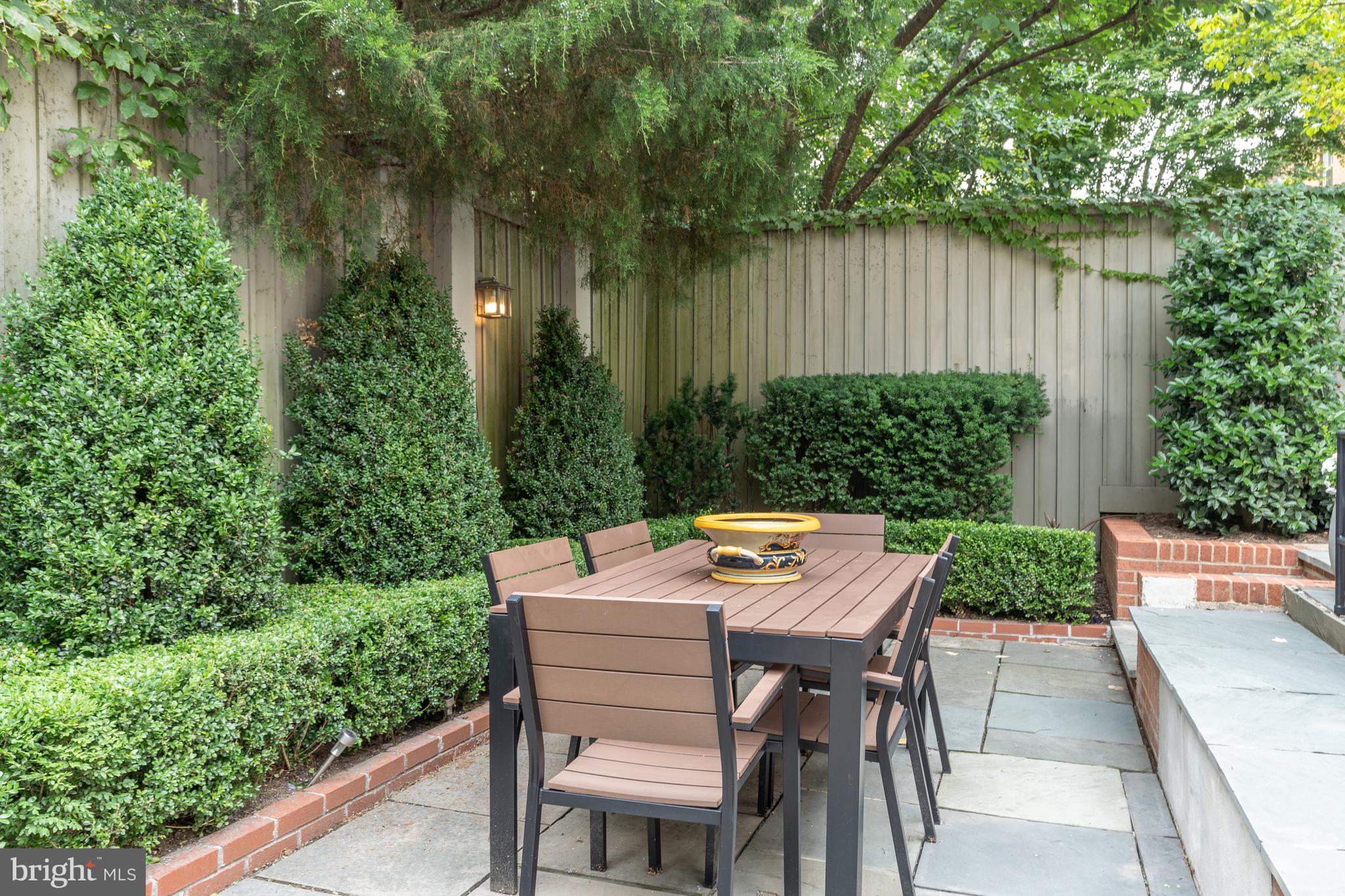 2810 R Street Northwest Washington, DC 20007 - Photo 32 of 32