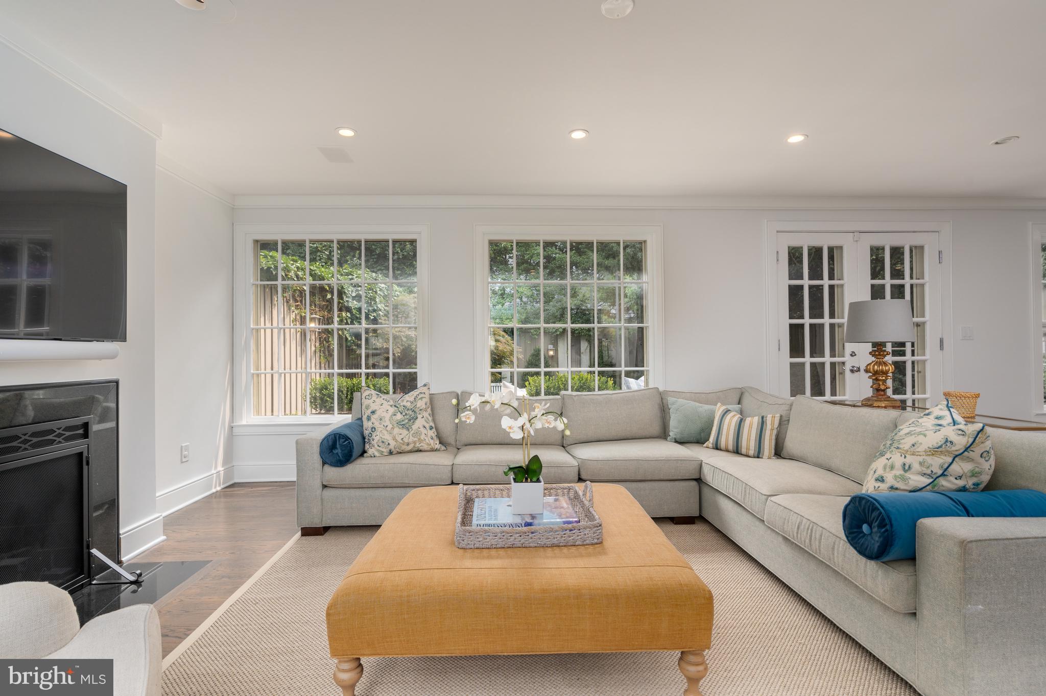 2810 R Street Northwest Washington, DC 20007 - Photo 5 of 32