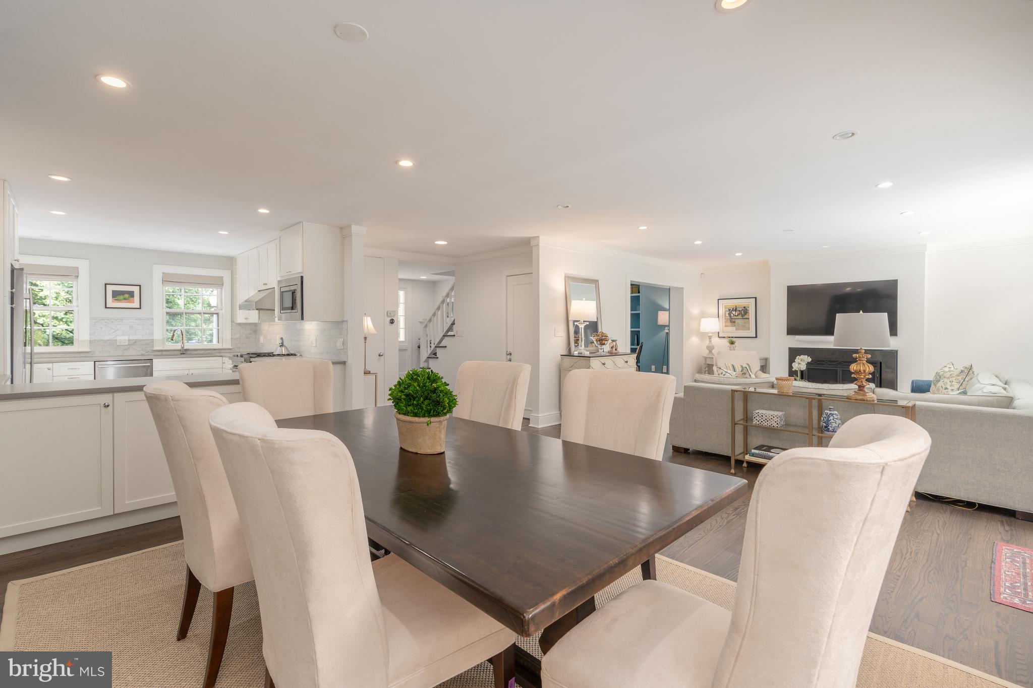 2810 R Street Northwest Washington, DC 20007 - Photo 9 of 32