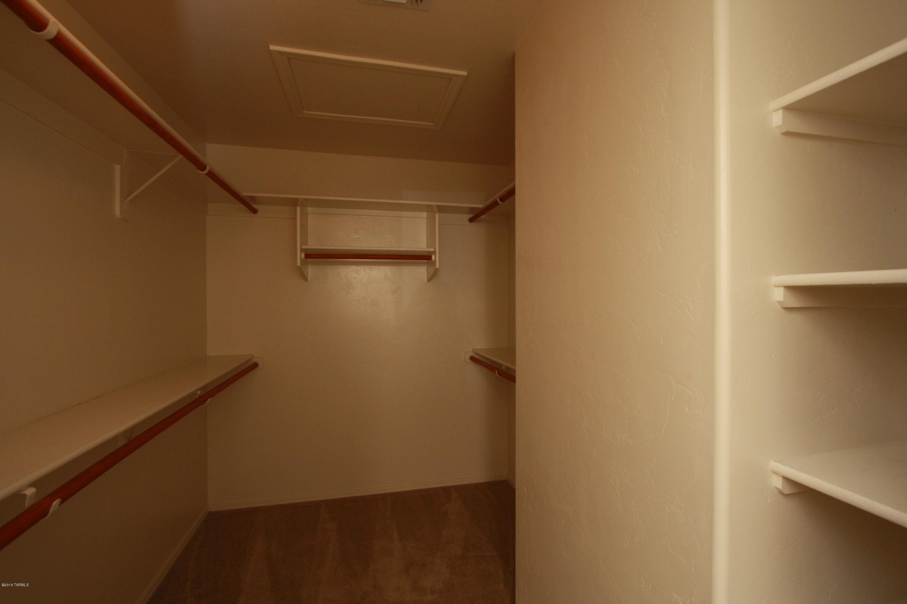 5206 North Canyon Rise Place Tucson, AZ 85749 - Photo 15 of 23 Spacious master bedroom closet