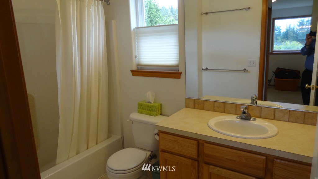 3927 Lakemont Road Bellingham, WA 98226 - Photo 20 of 23