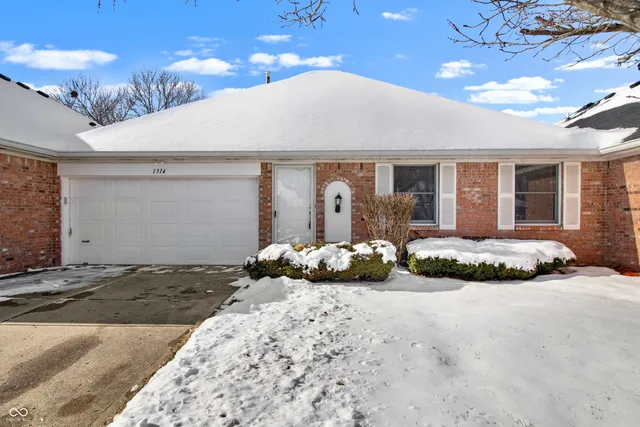 $235,000 | 1314 Holiday Lane East, Brownsburg, IN 46112