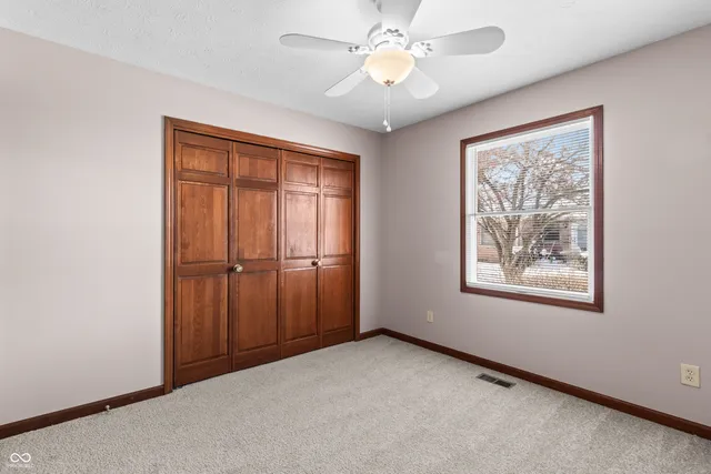 $235,000 | 1314 Holiday Lane East, Brownsburg, IN 46112