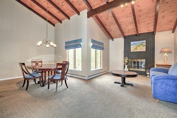 34 Wells Park Road Sturbridge, MA 01566 - Photo 7 of 28 Gallery Image 7
