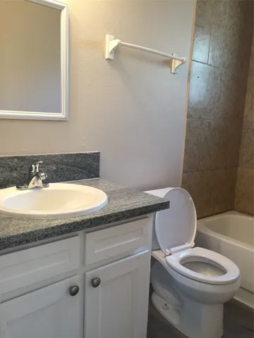 $1,900 | 1138 Oxford Drive, Pearland, TX 77584