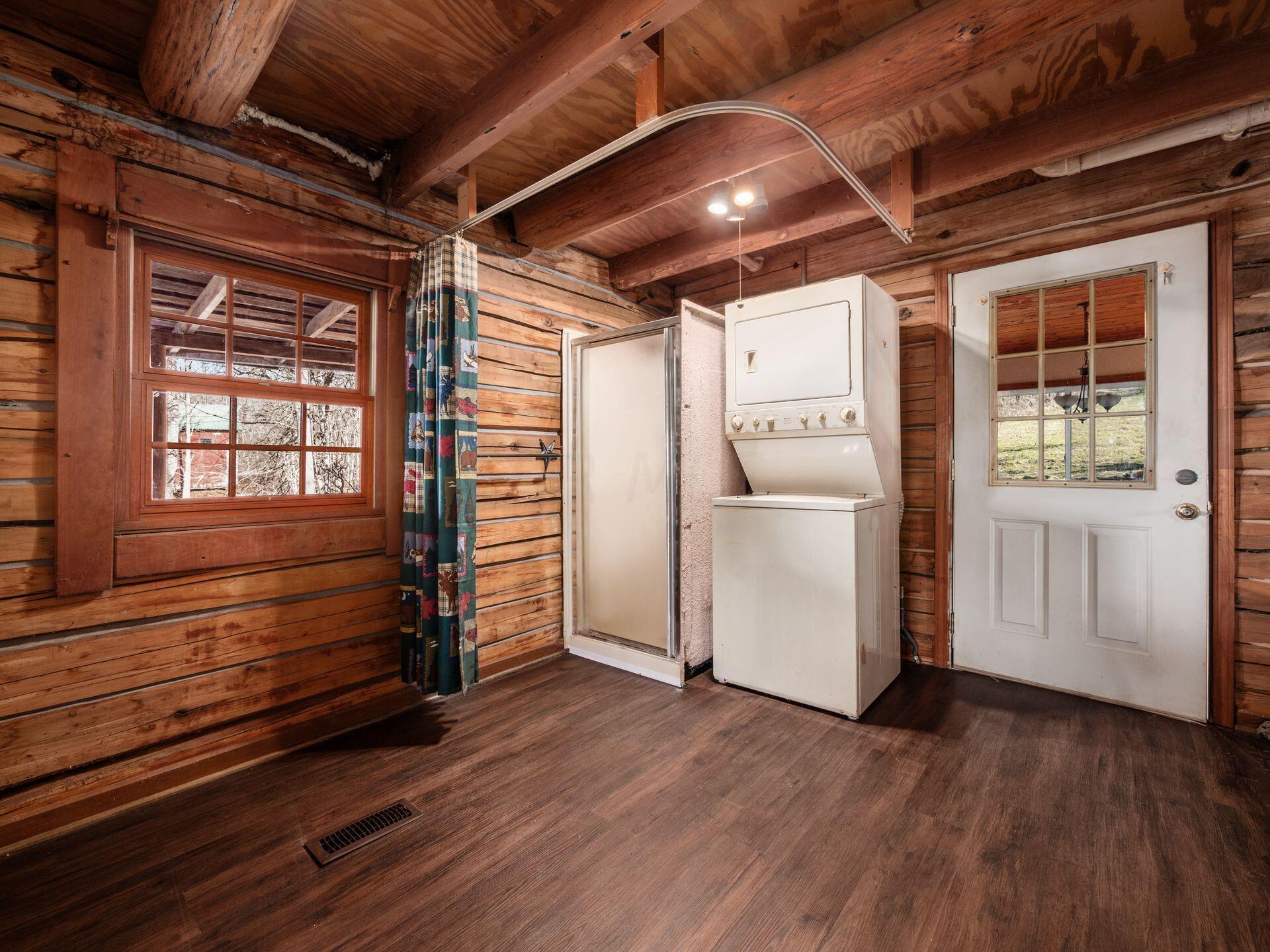 53724 Mud Run Road Senecaville, OH 43780 - Photo 15 of 39 Utility Space