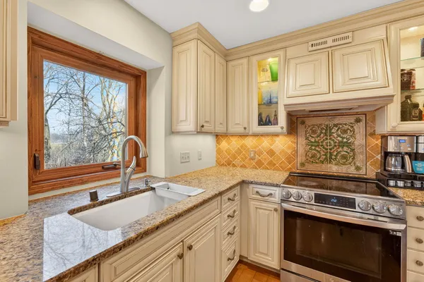 $659,000 | N68W14724 Prudence Drive, Menomonee Falls, WI 53051