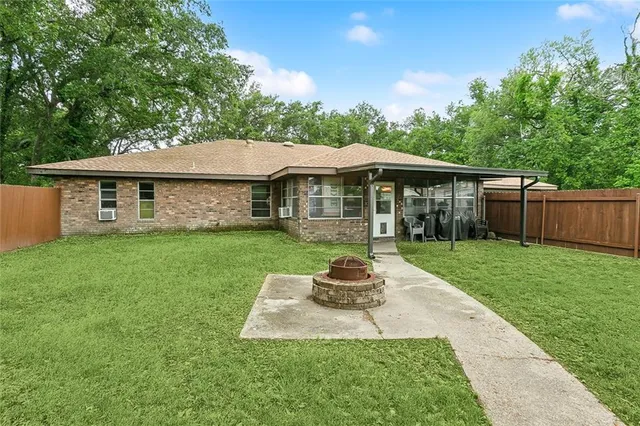 $275,000 | 13155 Highway 23, Belle Chasse, LA 70037