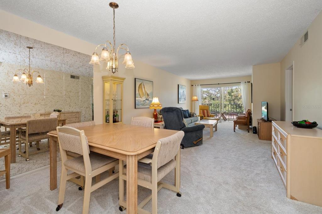 948 Virginia Street, Unit 202 Dunedin, FL 34698 - Photo 8 of 46