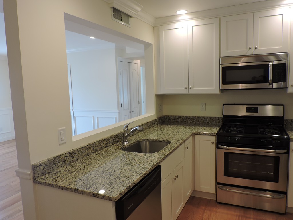 153 Sumner Street, Unit 6 Quincy, MA 02169 - Photo 3 of 10