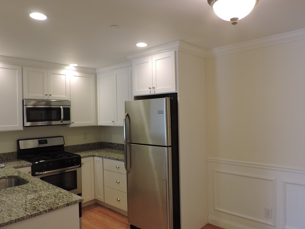 153 Sumner Street, Unit 6 Quincy, MA 02169 - Photo 4 of 10