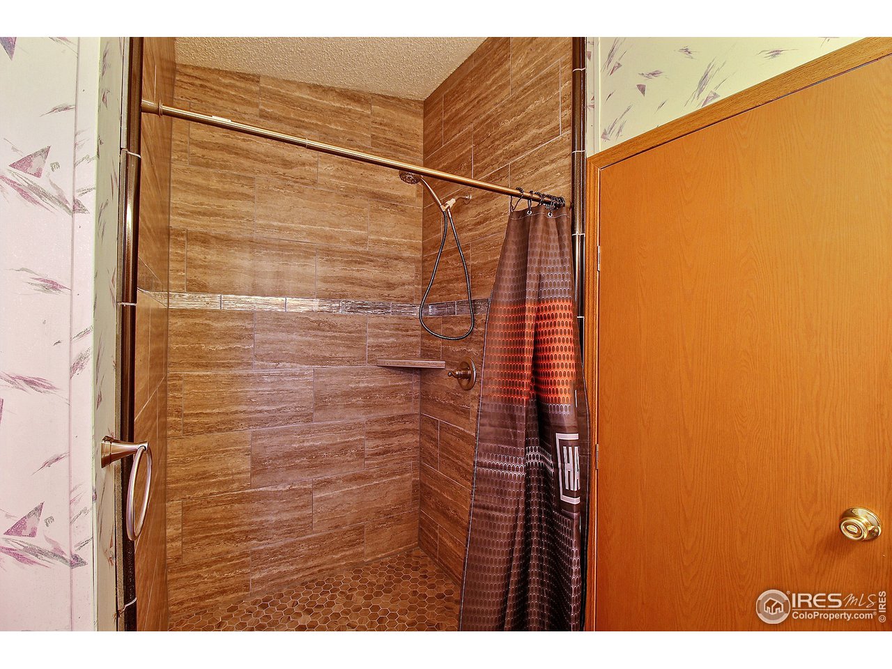 3380 West 3rd Street Road Greeley, CO 80631 - Photo 22 of 34 with Large Tile Shower