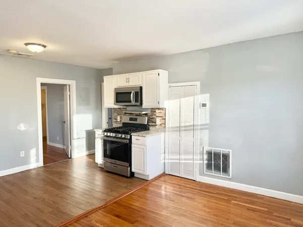 $2,300 | 14 Addison Avenue, Unit 3, Brockton, MA 02302