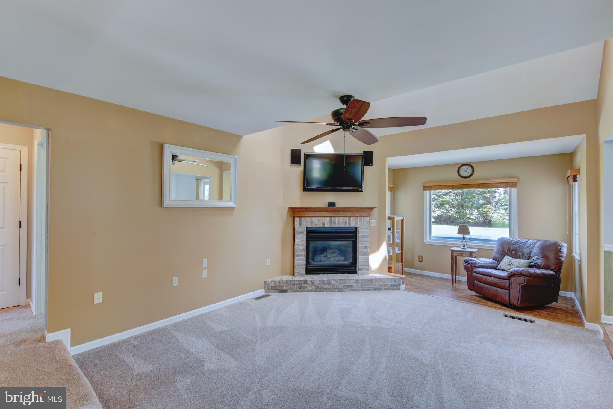 12233 Collins Road Bishopville, MD 21813 - Photo 7 of 78 Living room