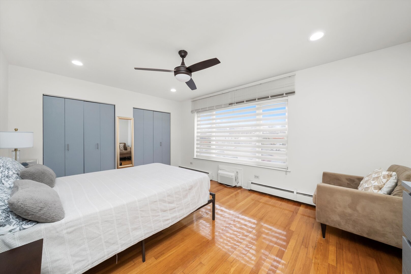 415 South Maple Avenue, Unit 202 Oak Park, IL 60302 - Photo 10 of 29