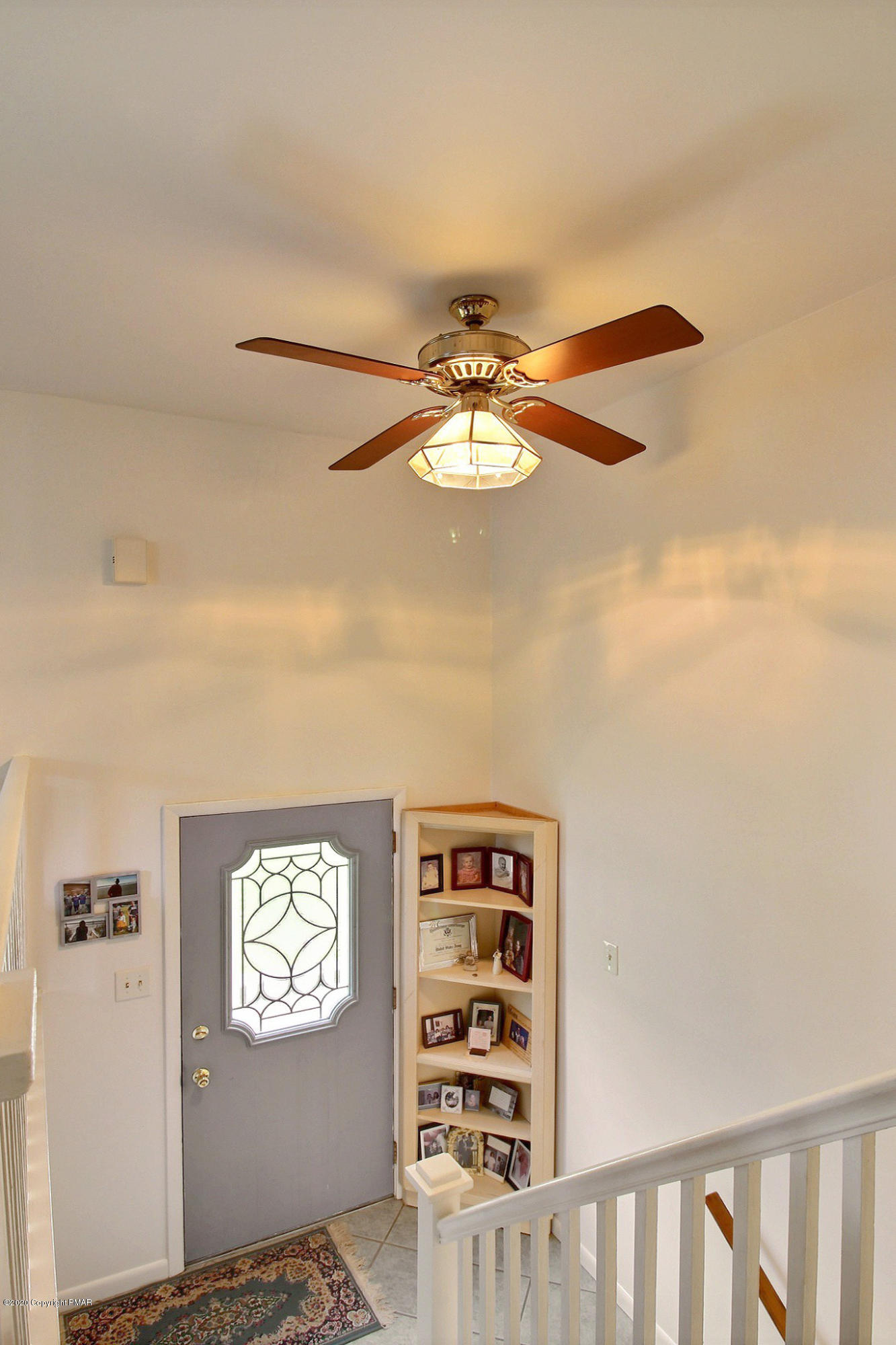 324 Poplar Valley Road West Stroudsburg, PA 18360 - Photo 18 of 58 Foyer
