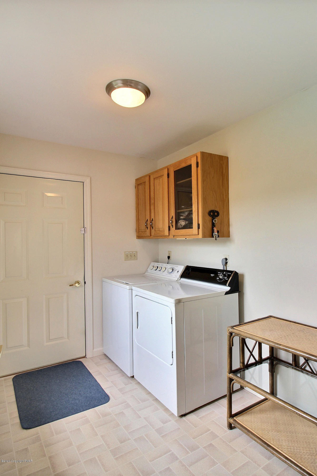 324 Poplar Valley Road West Stroudsburg, PA 18360 - Photo 47 of 58 Laundry Room - In Law Suite
