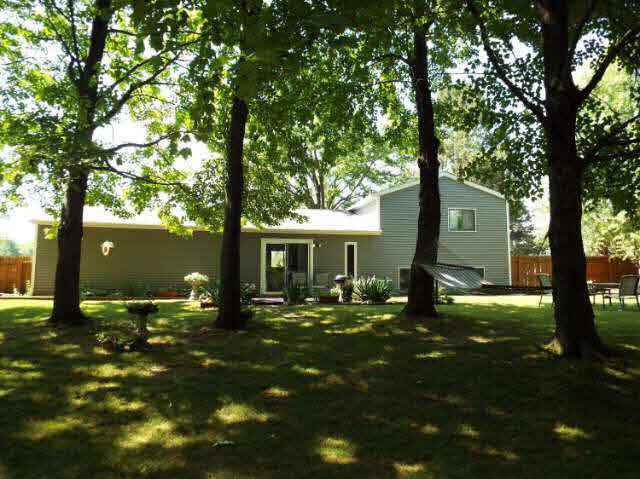 1355 East Vienna Road Clio, MI 48420 - Photo 13 of 26 21189417-12.JPG
