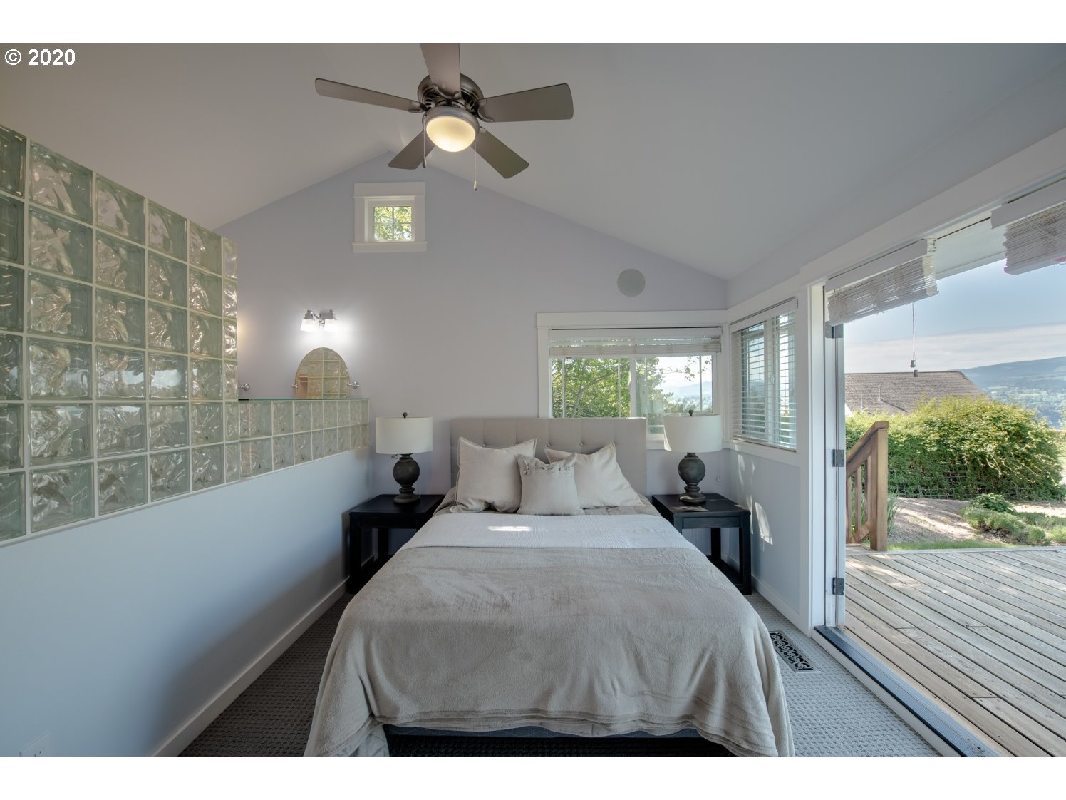 750 Southwest Pucker Huddle Road White Salmon, WA 98672 - Photo 16 of 31 Gallery Image 16