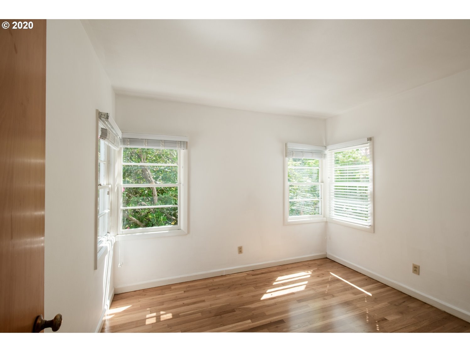 750 Southwest Pucker Huddle Road White Salmon, WA 98672 - Photo 20 of 31 Gallery Image 20