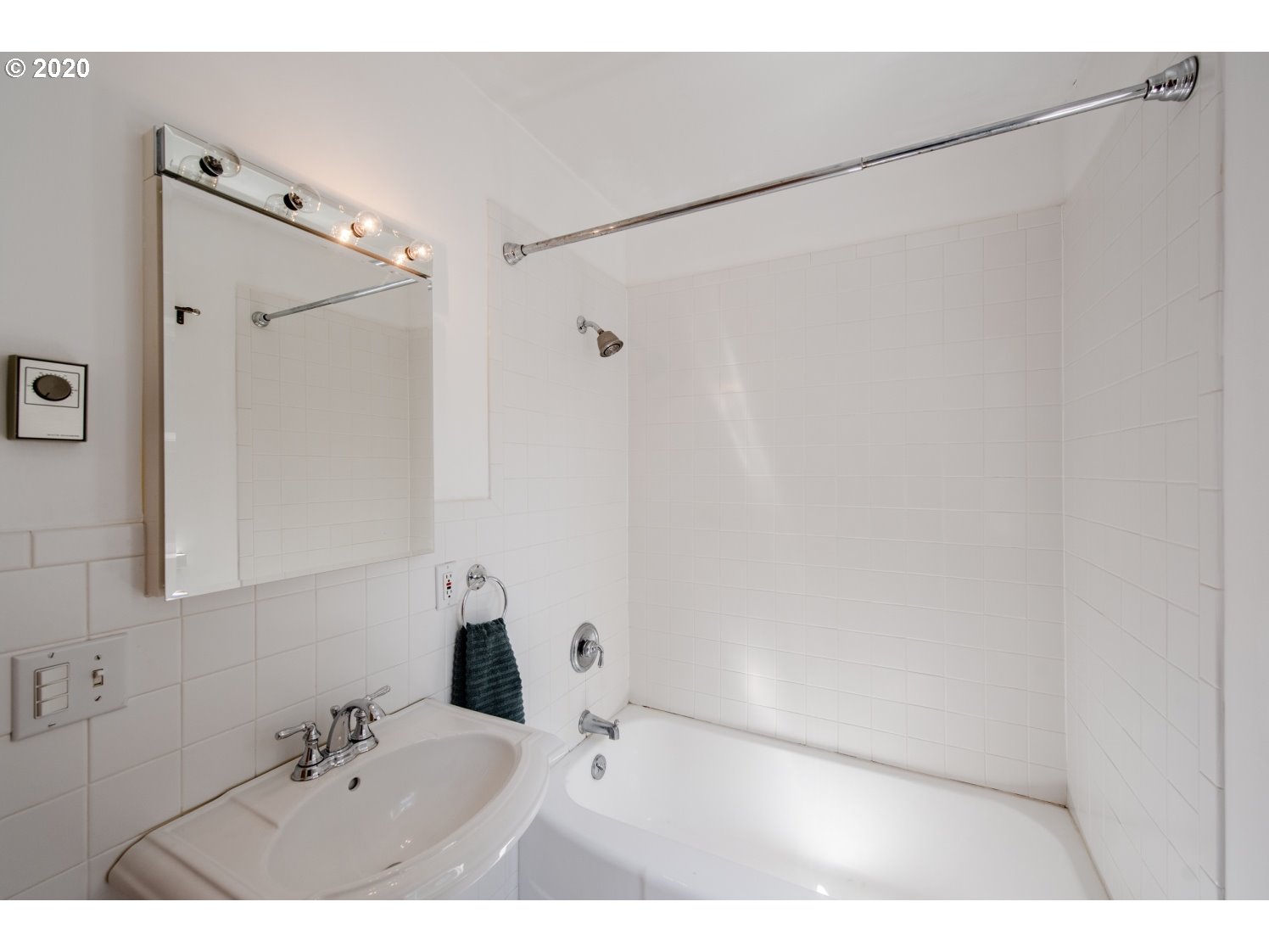 750 Southwest Pucker Huddle Road White Salmon, WA 98672 - Photo 21 of 31 Gallery Image 21