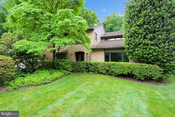 $1,366,000 | 8026 Cypress Grove Lane, Cabin John, MD 20818
