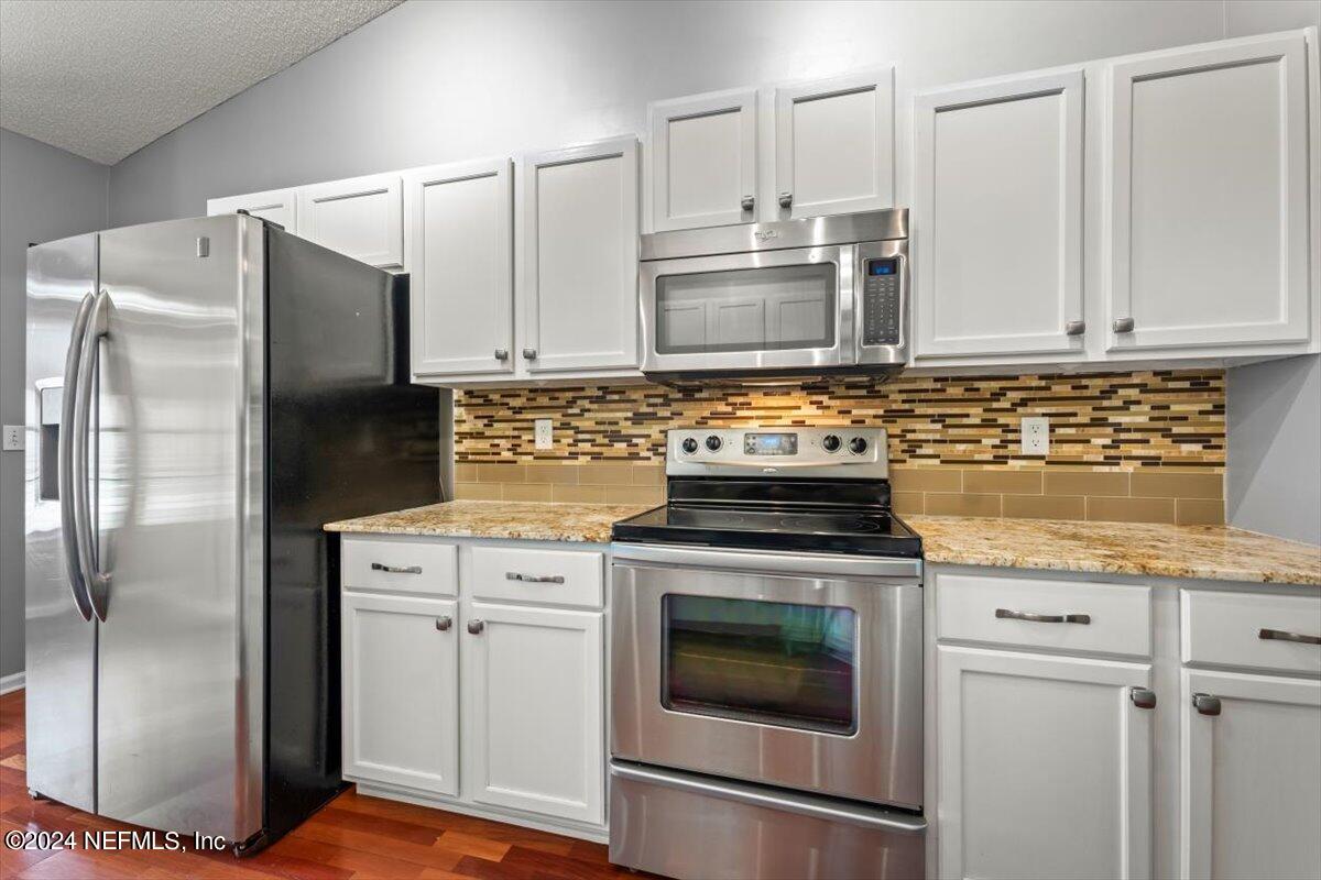 3843 Chapelgate Road Jacksonville, FL 32223 - Photo 15 of 28 15-JAXREP_3843_Chapelgate_Rd_Jacksonvill