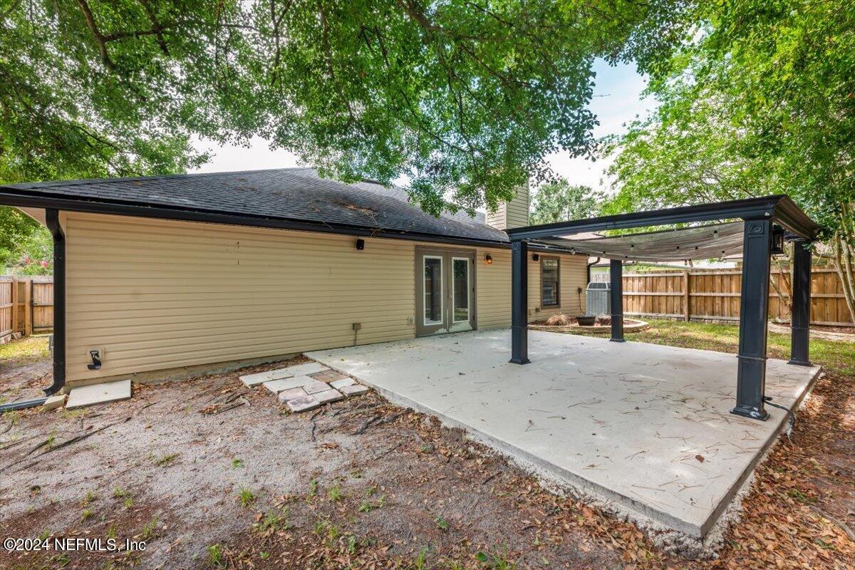 3843 Chapelgate Road Jacksonville, FL 32223 - Photo 4 of 28 04-JAXREP_3843_Chapelgate_Rd_Jacksonvill