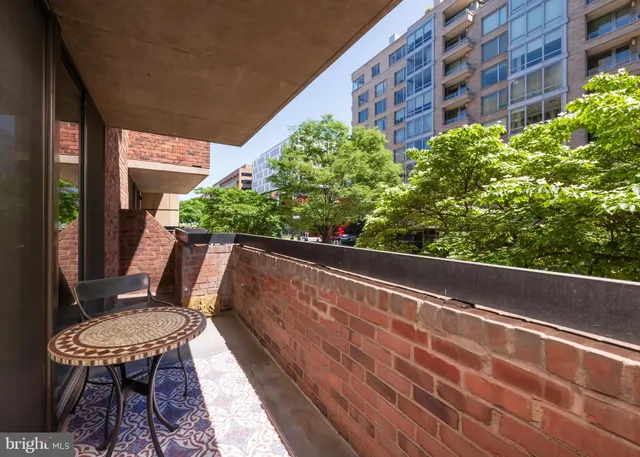 $3,900 | 1140 23rd Street Northwest, Unit 205, Washington, DC 20037