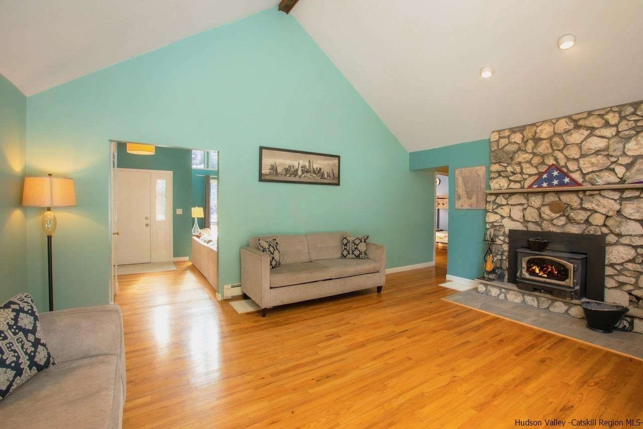 8 Royal Oak Road Stone Ridge, NY 12484 - Photo 8 of 35 Photo 8