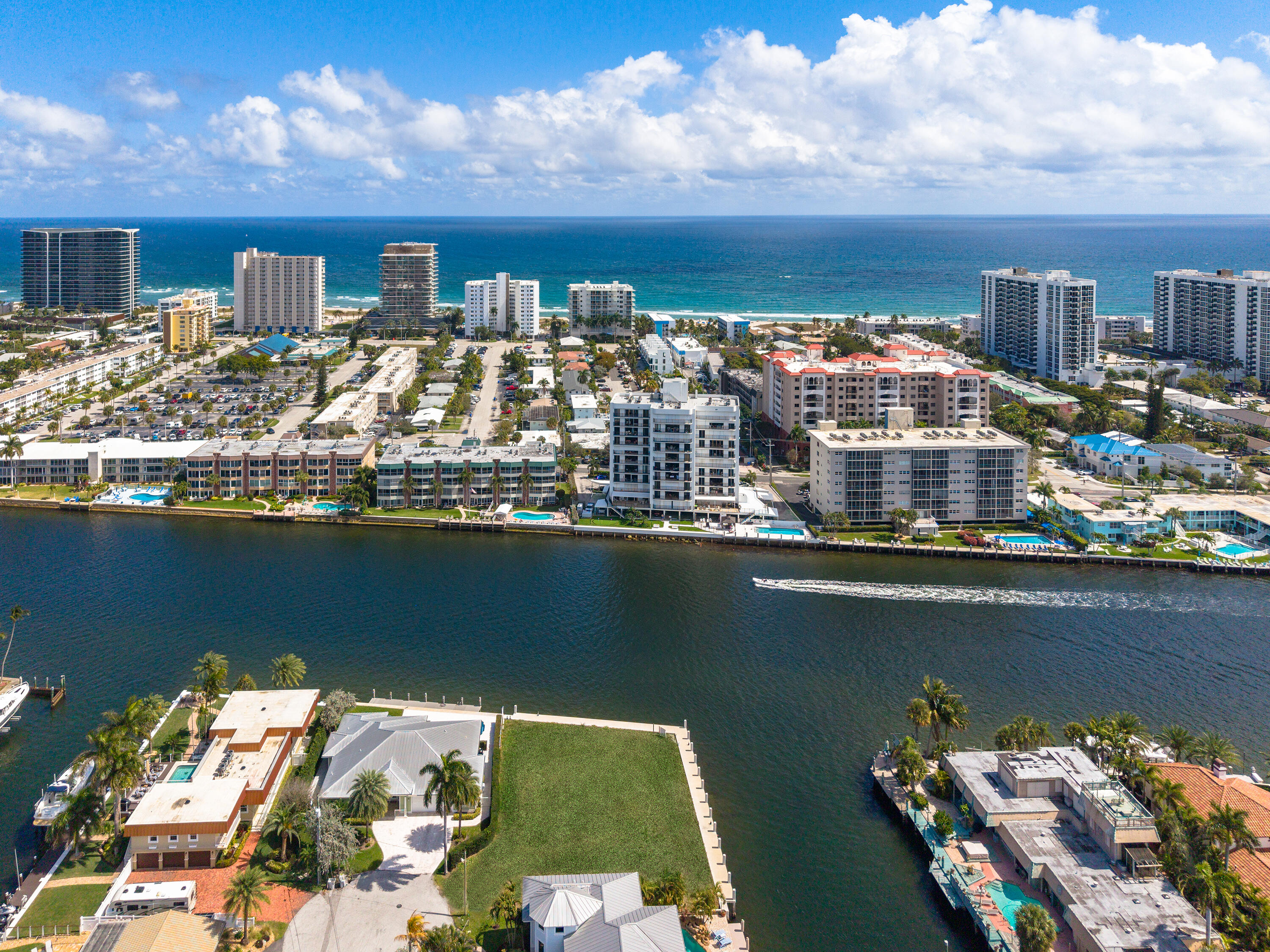 2748 Northeast 10th Street Pompano Beach, FL 33062 - Photo 5 of 10 a view of a city