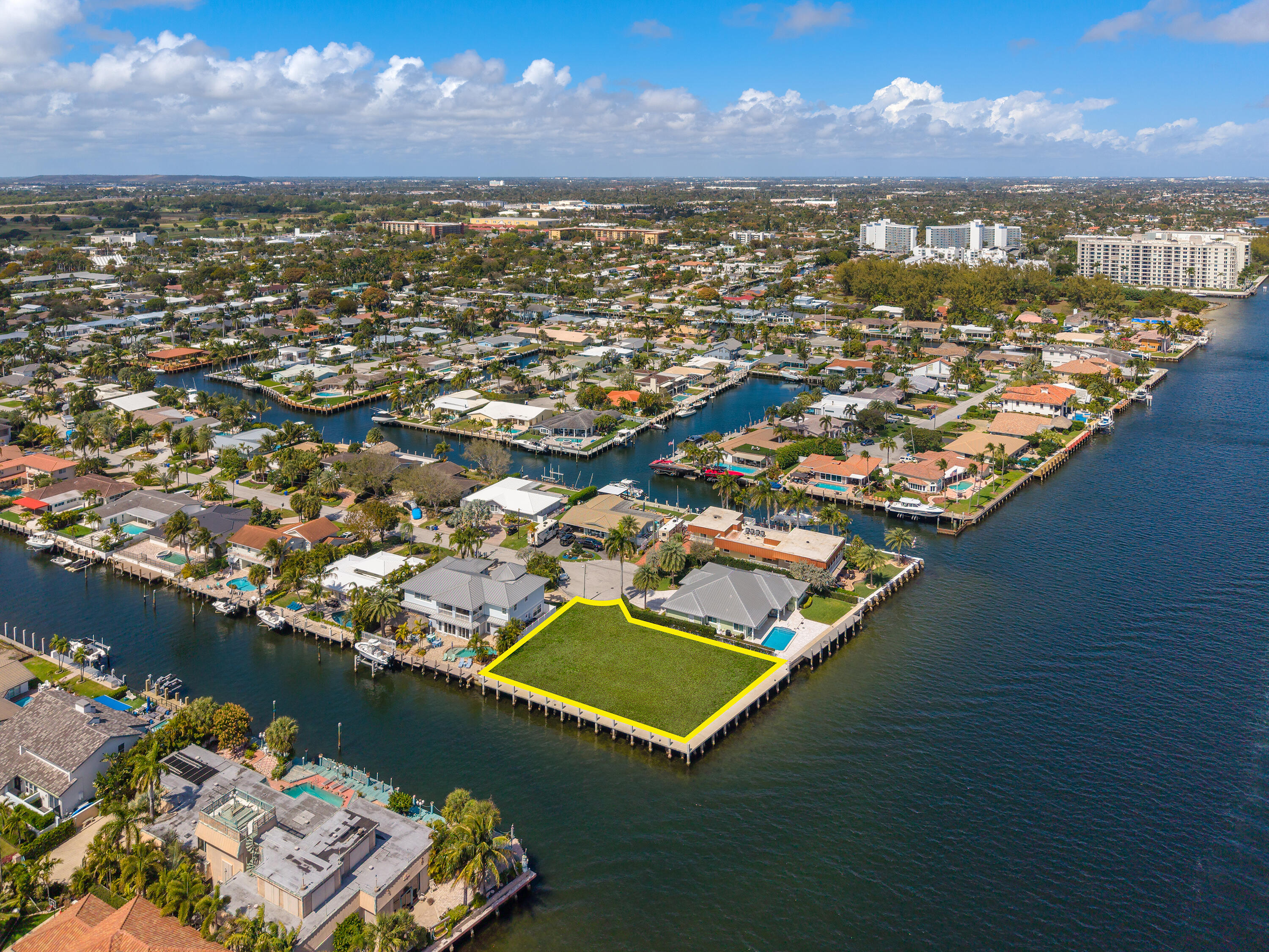 2748 Northeast 10th Street Pompano Beach, FL 33062 - Photo 6 of 10 an aerial view of residential houses with outdoor space