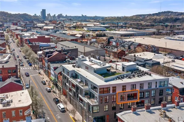 $2,500 | 3725 Butler Street, Unit 406, Pittsburgh, PA 15201