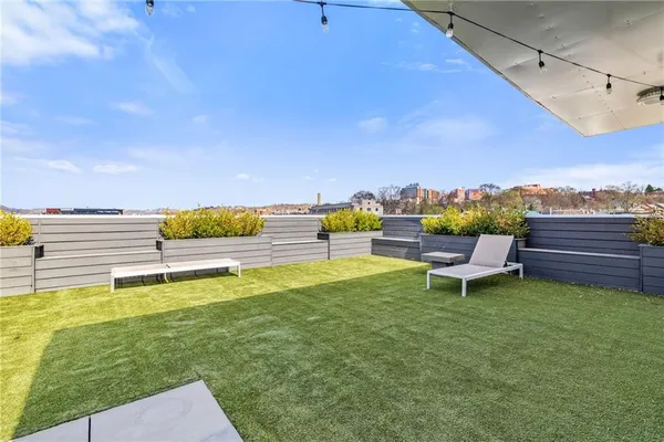 $2,500 | 3725 Butler Street, Unit 406, Pittsburgh, PA 15201