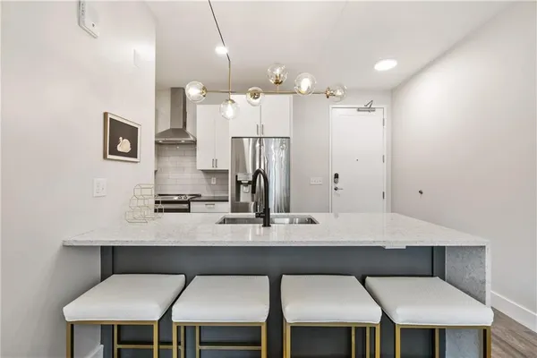 $2,500 | 3725 Butler Street, Unit 406, Pittsburgh, PA 15201