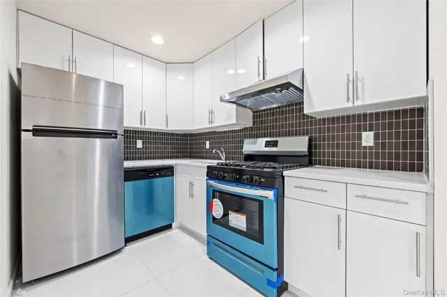 $593,000 | 91-23 Corona Avenue, Unit 6C | Elmhurst