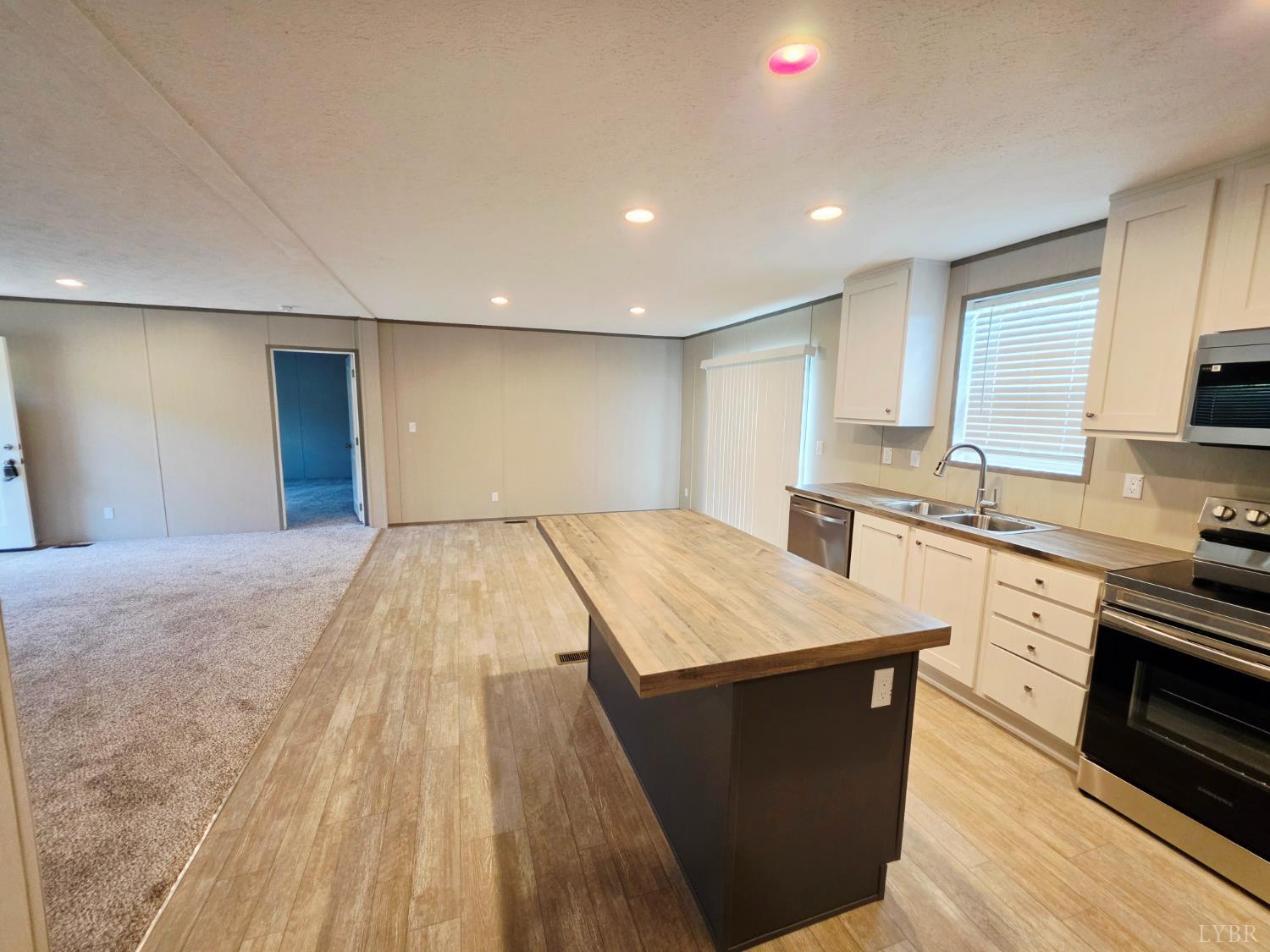 2519 Shingle Block Road Bedford, VA 24523 - Photo 2 of 22 Gallery Image 2