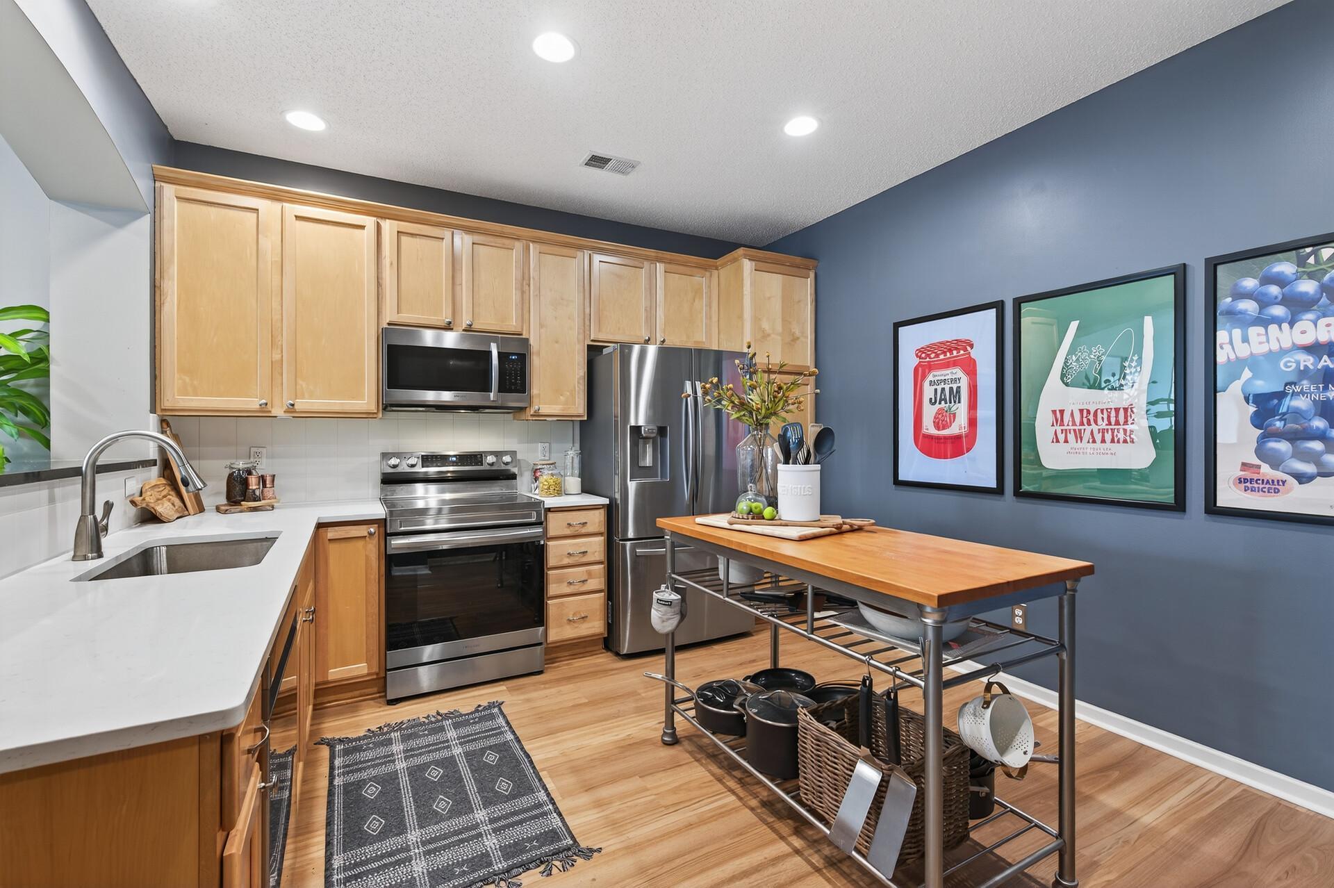 11343 Stratton Avenue, Unit 202 Eden Prairie, MN 55344 - Photo 13 of 27