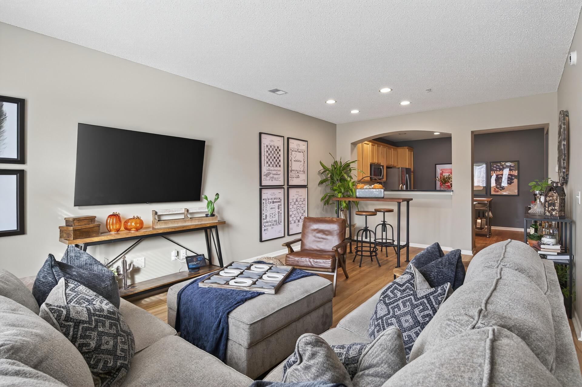 11343 Stratton Avenue, Unit 202 Eden Prairie, MN 55344 - Photo 7 of 27