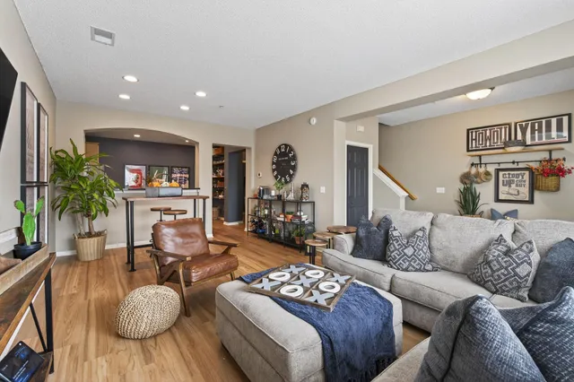 $329,900 | 11343 Stratton Avenue, Unit 202, Eden Prairie, MN 55344