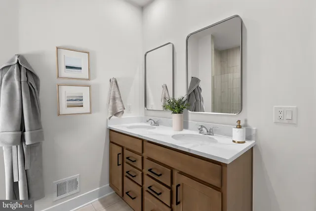 $827,046 | 44486 Lowestoft Square, Ashburn, VA 20147