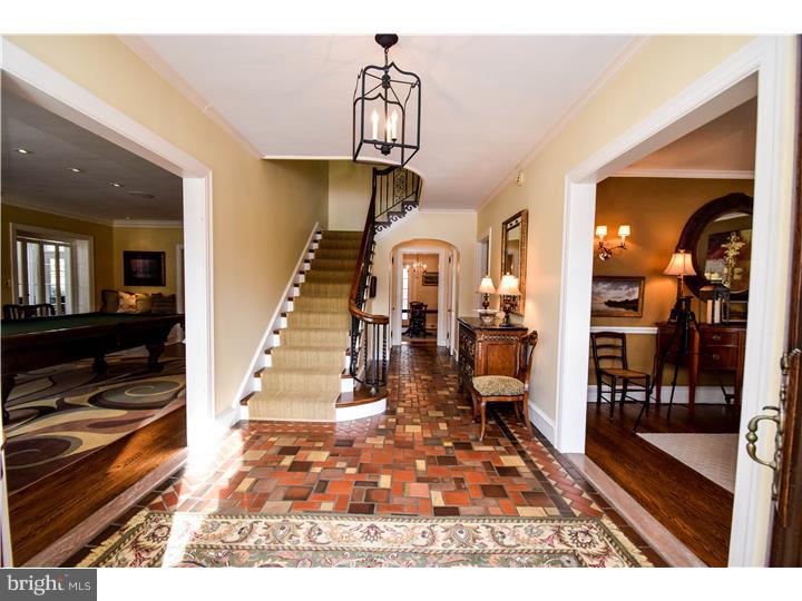 1101 Berkeley Road Greenville, DE 19807 - Photo 3 of 24 Foyer