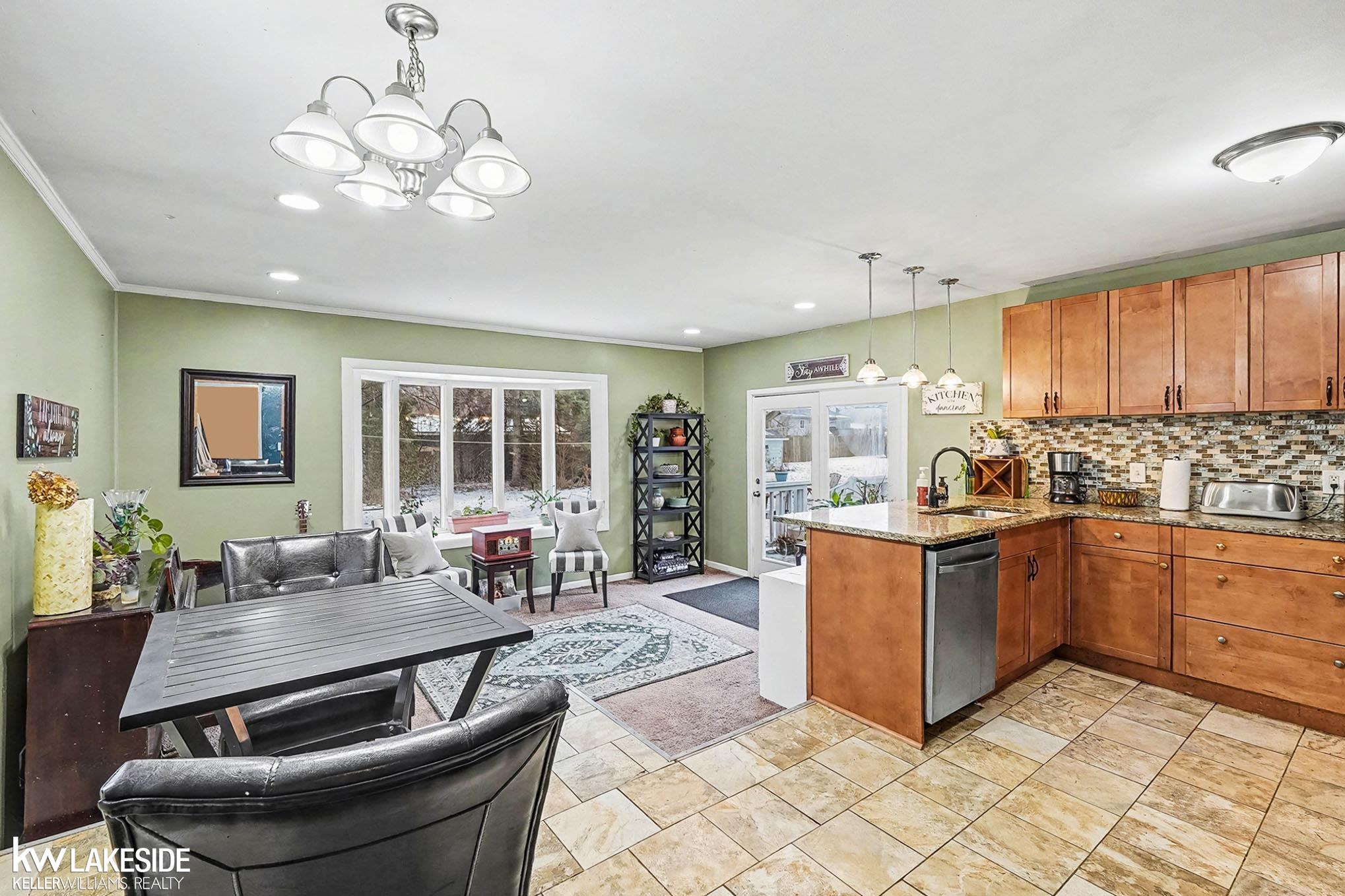 2515 Melvin Avenue Rochester Hills, MI 48307 - Photo 9 of 28