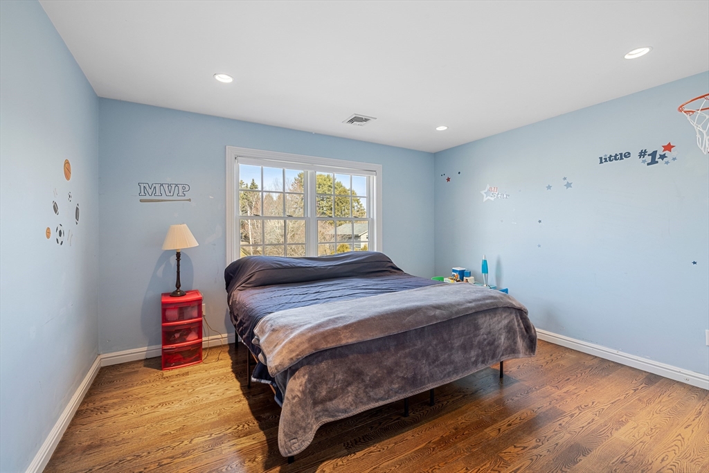 75 Cornell Road Marblehead, MA 01945 - Photo 20 of 26 a bedroom with a bed and a window